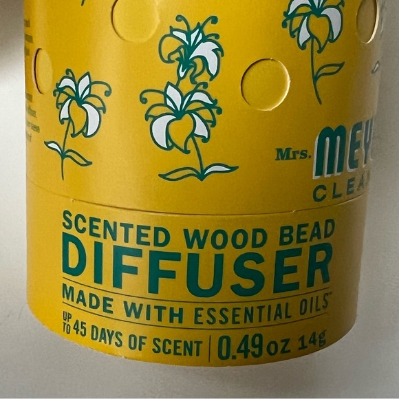 Mrs Meyers Clean Day Honeysuckle Wood Bead Diffuser- Set of 2 - Picture 5 of 5